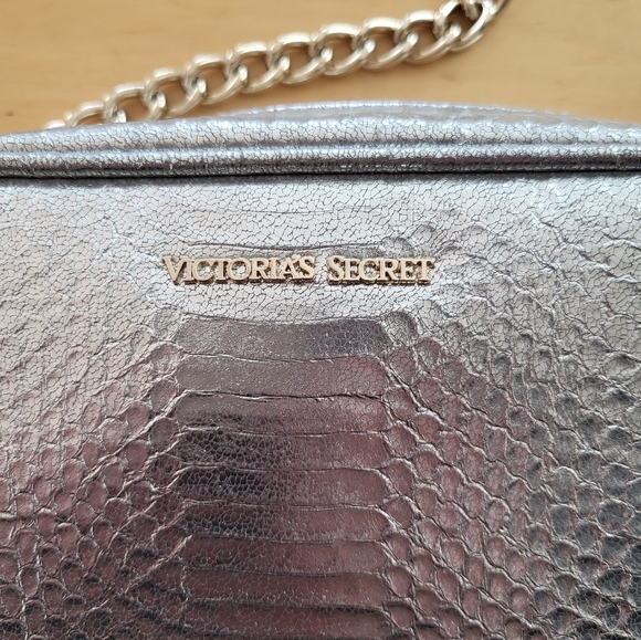 Victoria's Secret Silver Snakeskin Purse - Picture 2 of 8